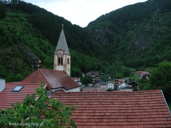 Dzień-9 / Włoski góral mówiący po niemiecku przepowiada pogodę